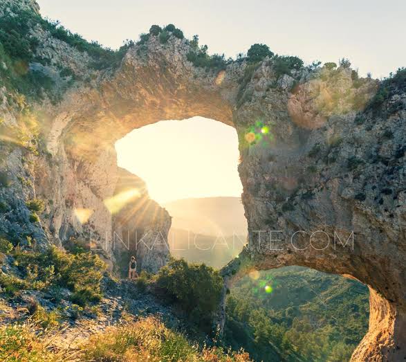 Marina Alta : calidad de vida entre mar , naturaleza y tradición